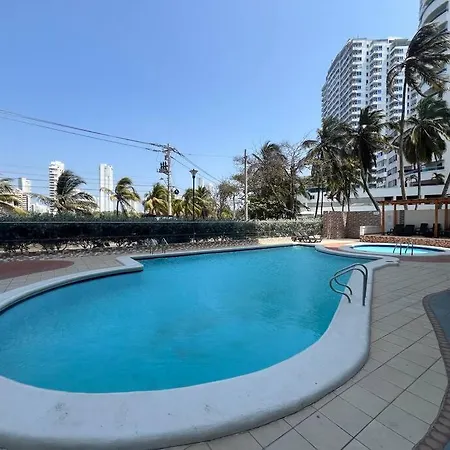Apartment Amazing Penthouse With Stunning Views & Pool *