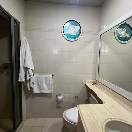 Amazing Penthouse With Stunning Views & Pool Apartamento *
